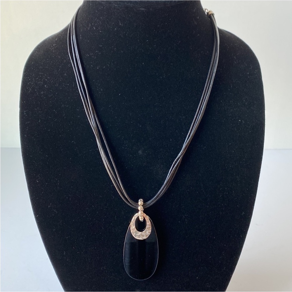 Silpada Black Pendant Necklace